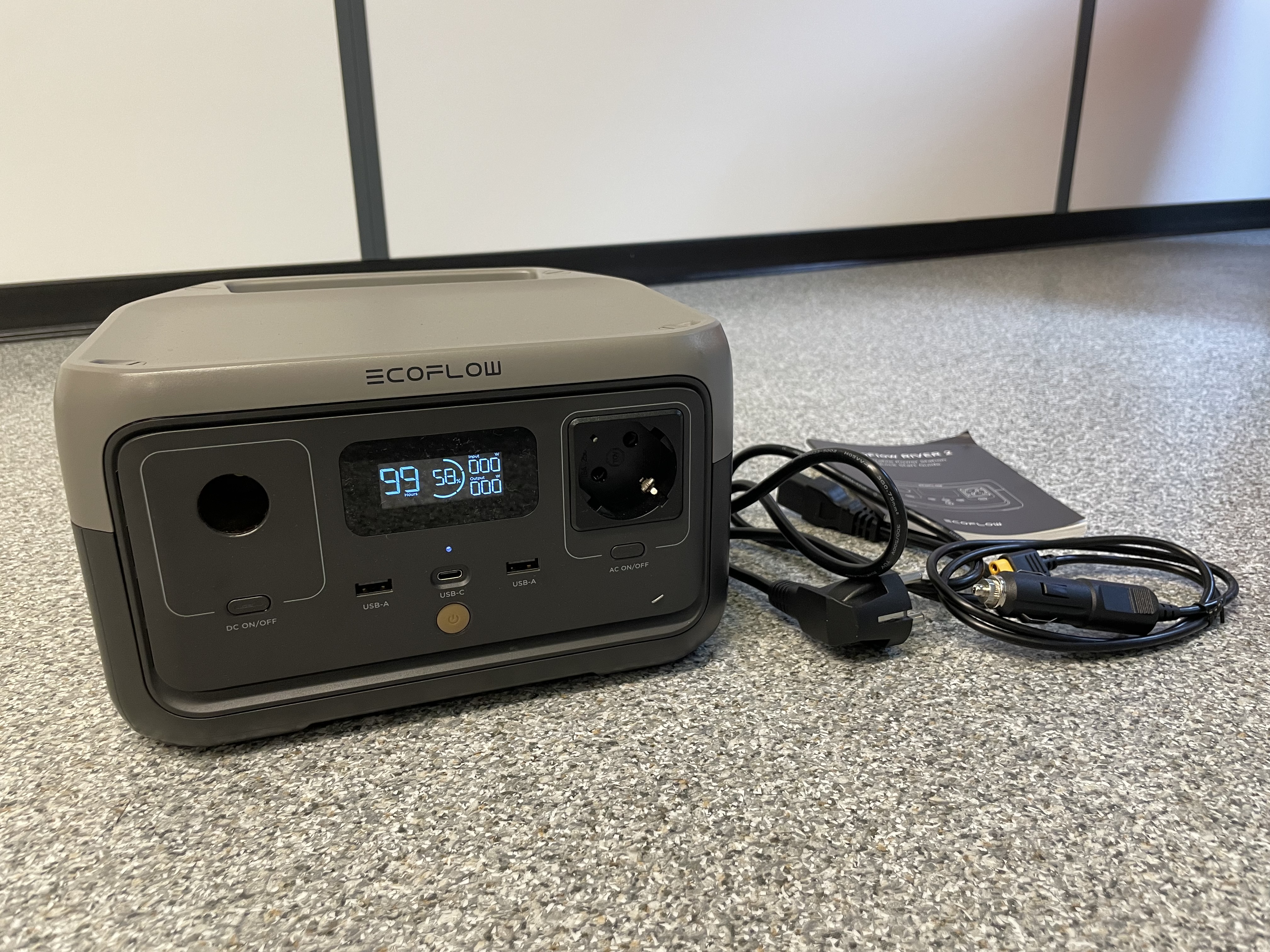 [OUTLET#242] ECOFLOW RIVER 2 [ 256Wh / 300W ] PORTABLE POWER STATION