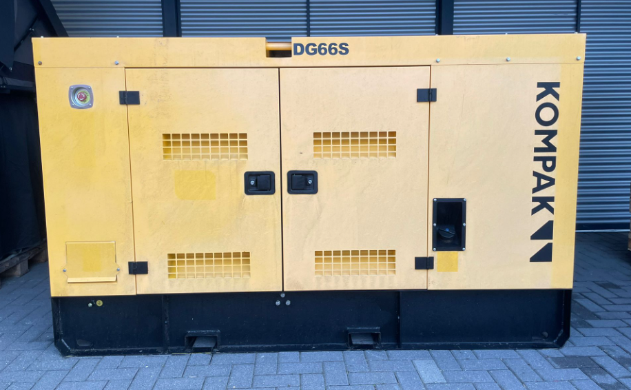 [OUTLET#511] KOMPAK 66 kVA Diesel DG60S Industrie Stromerzeuger Stromaggregat