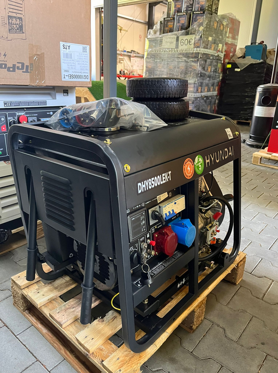 [OUTLET#583] HYUNDAI DHY8500LEK-T Full Power 8 kVA Diesel Stromaggregat mit 230 & 400 V