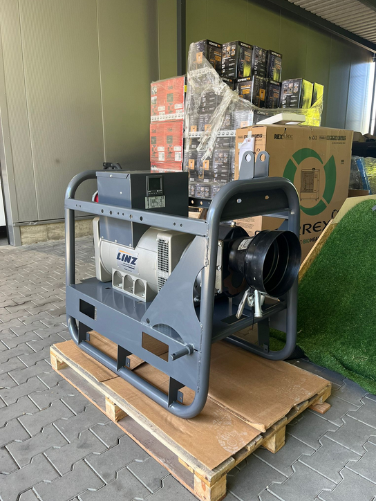 [OUTLET#599] FOGO AGROVOLT Zapfwellengenerator 60 kVA AV60R mit AVR