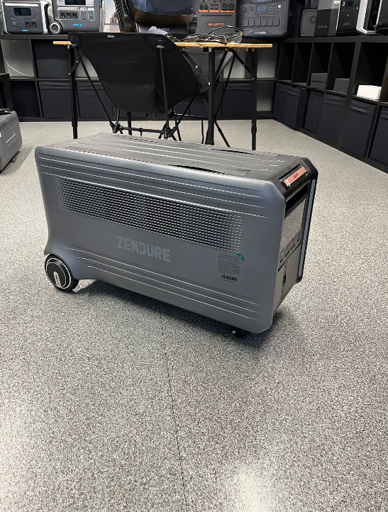 [OUTLET#573] ZENDURE SuperBase V4600  [ 4608Wh / 3800W ] LiFeP04 | PowerStation Batterie Hausspeicher