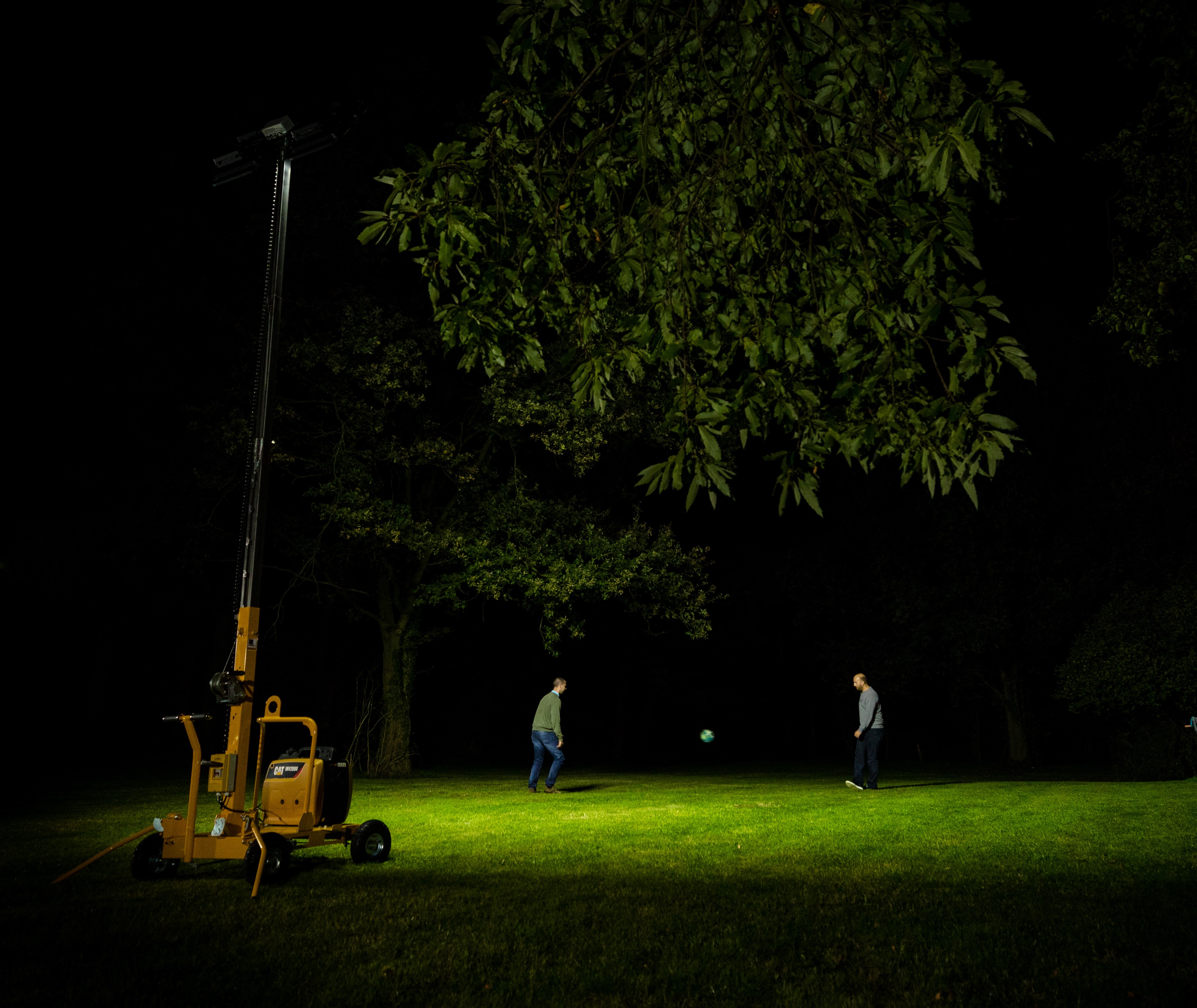 LICHTMAST LT600-LED KOMPAK für 2.500 m² Baustellenbeleuchtung LICHTMAST LT600-LED KOMPAK für 2.500 m² Baustellenbeleuchtung