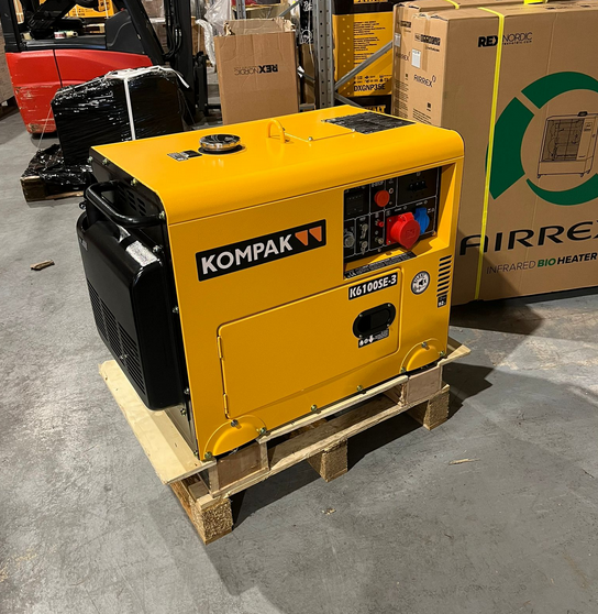 [OUTLET#557] KOMPAK 6.9 kVA Diesel 6100SE-3 400V Stromaggregat Stromerzeuger