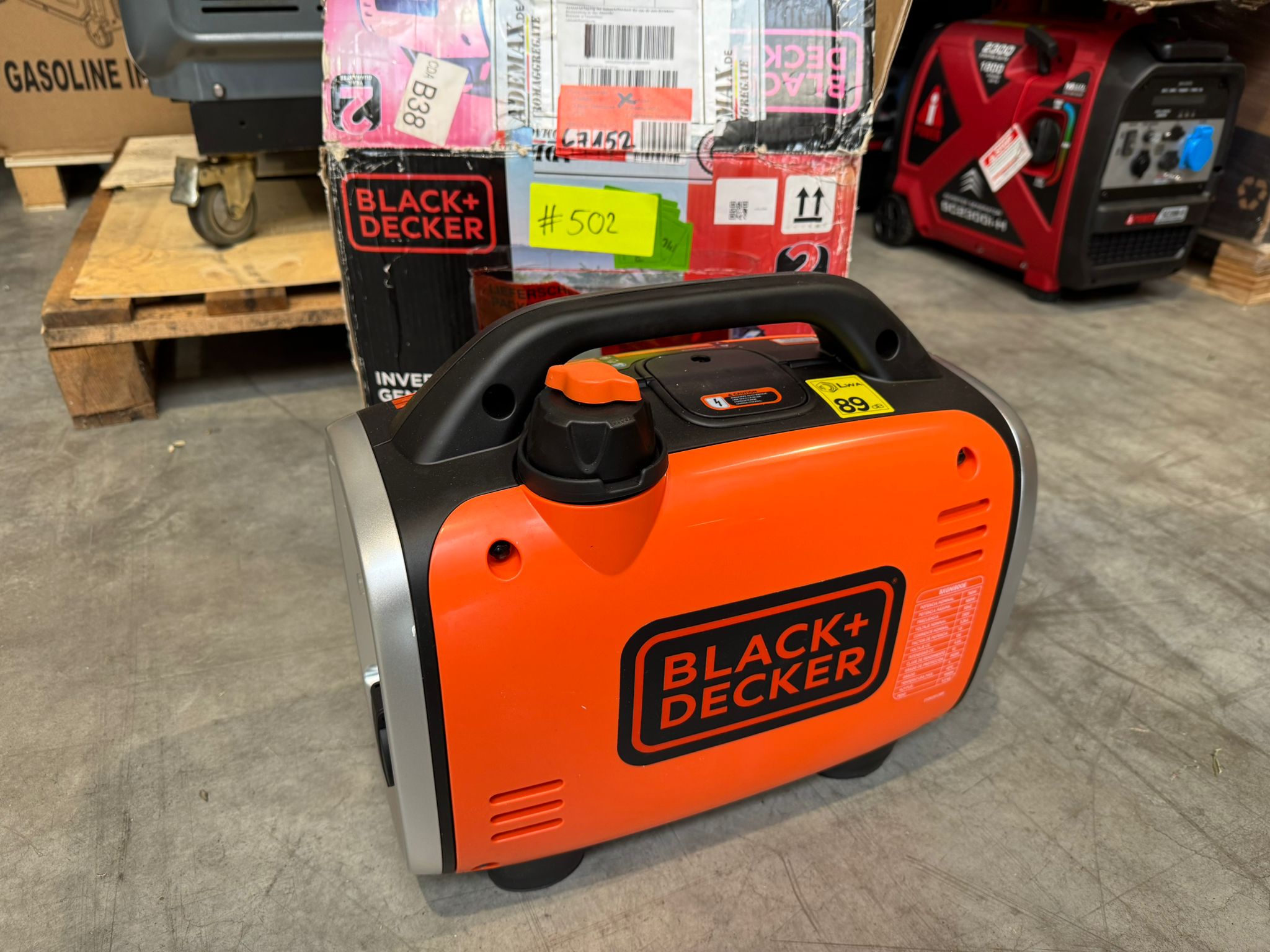 [OUTLET#502] Black + Decker  Inverter 900 Watt Benzin BXGNi900E Stromaggregat