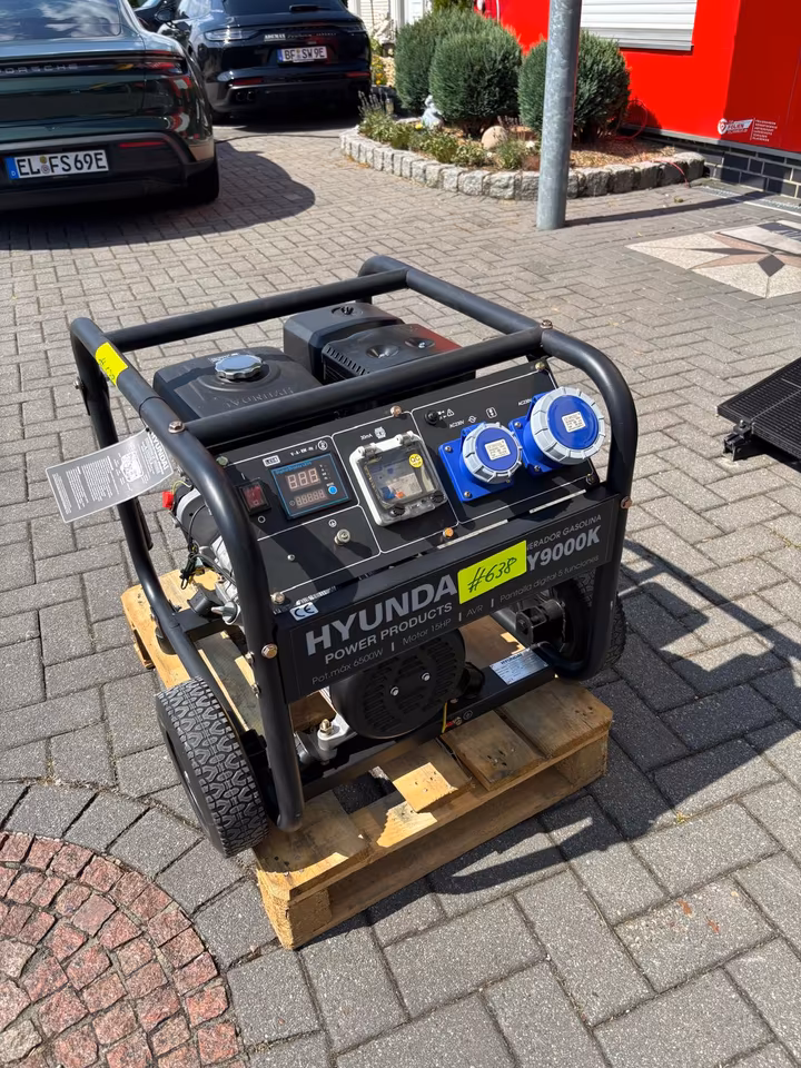 [OUTLET#638] HYUNDAI 6,5 kW Benzin Stromaggregat HY9000K