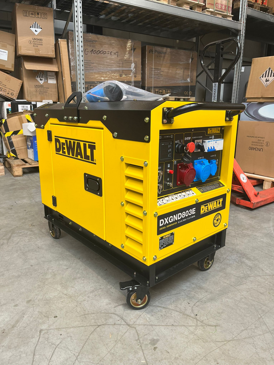 [OUTLET#594] DeWalt Stromerzeuger 7,9 kVA  Diesel DXGND803E Stromaggregat